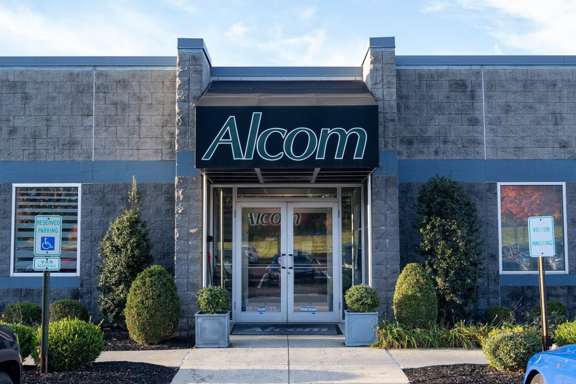 alcom photo front door